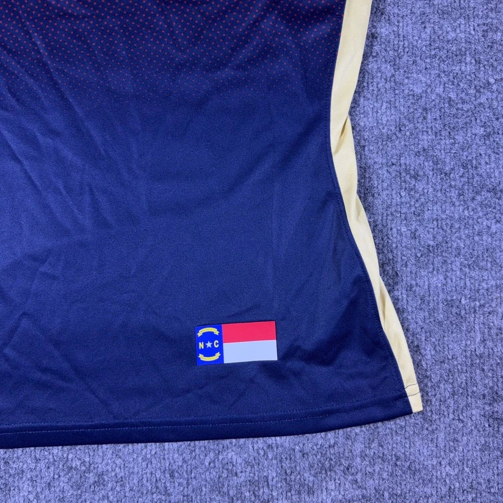 Nike NC Courage NWSL Soccer Jersey Womens Medium Navy Burgundy Continental